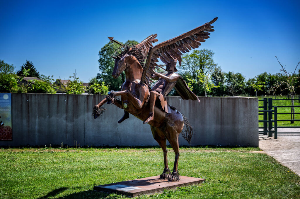 Pegasus with Bellerophon on his back, the emblem of the British airborne forces.
